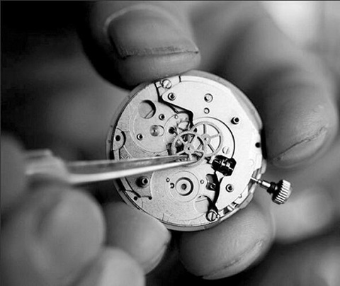 萧邦售后服务点（萧邦表带断裂）